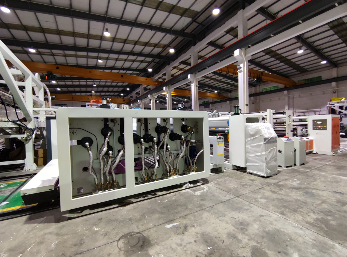 Une plong&eacute;e approfondie dans la ligne d'extrusion de films coul&eacute;s