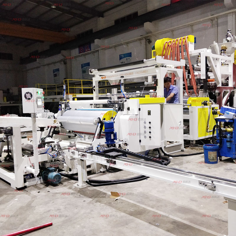 How to Operate a Wrapping Stretch Film Machine Safely？