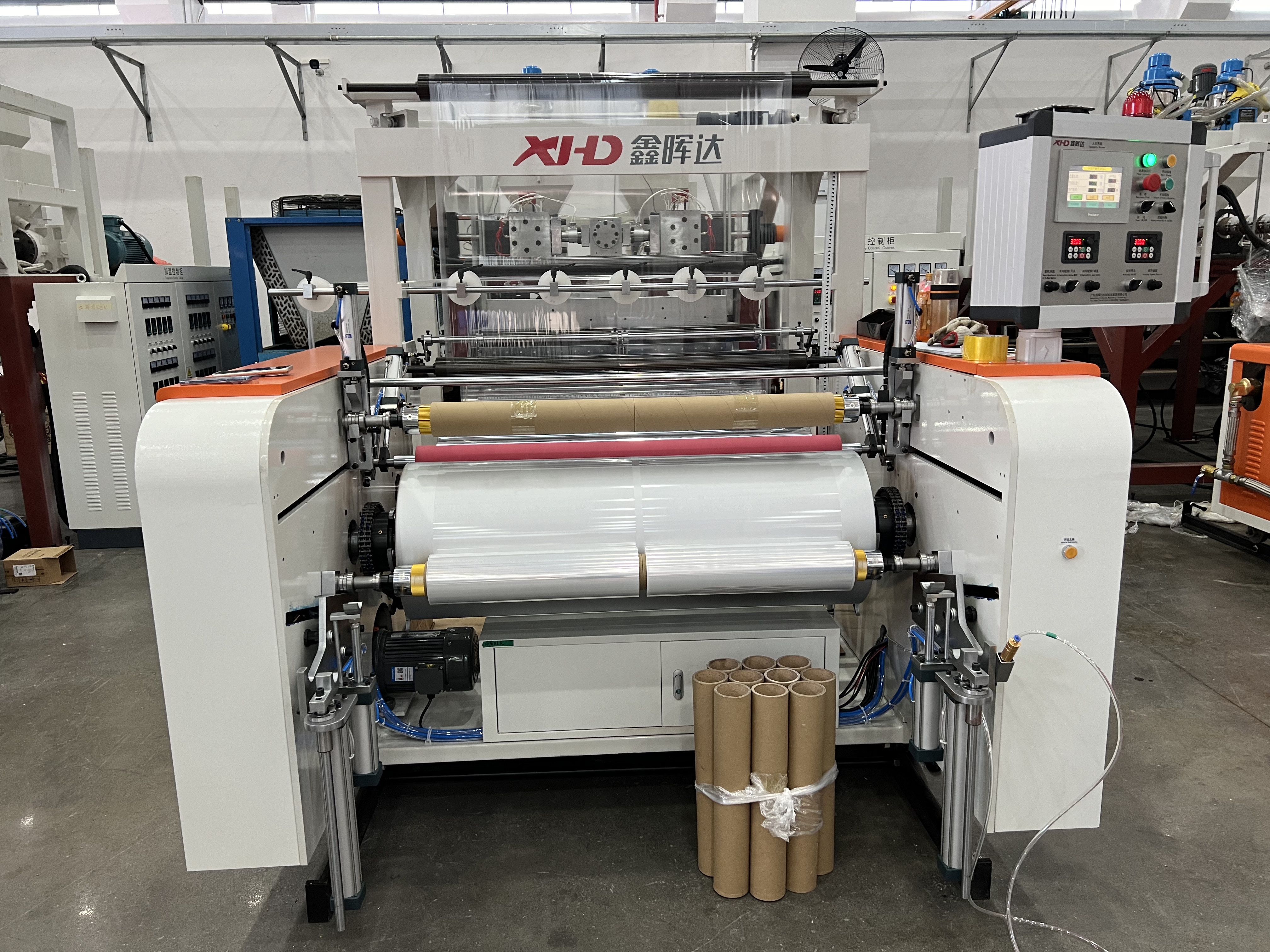 Best Wrapping Stretch Film Machines for the Beverage Industry