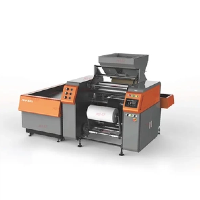 Comment choisir la bonne enrouleuse de film plastique pour votre ligne de production