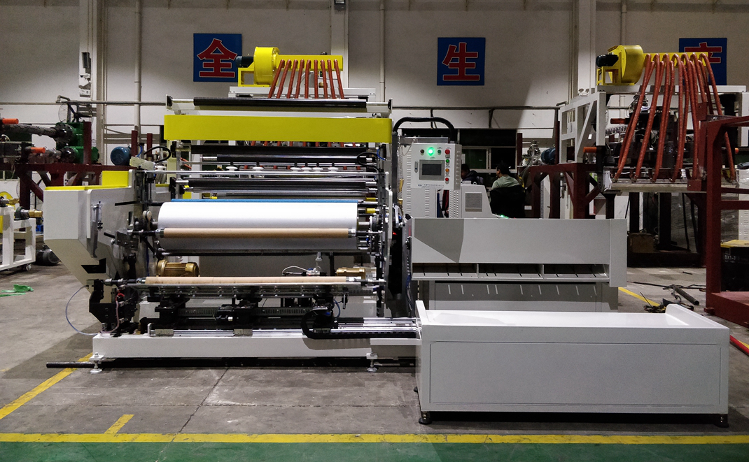 Top Stretch Film Rewinding Machine Manufacturers: A Spotlight on XHD